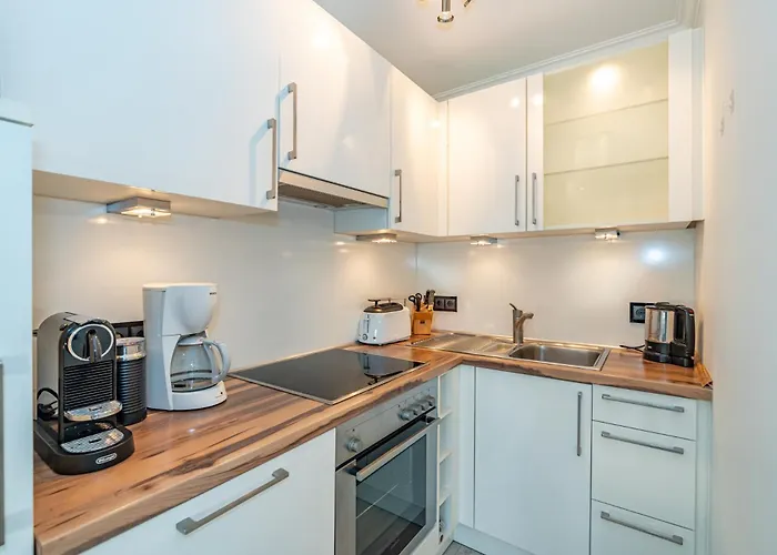 Appartement Carmen Sylva, App 28 *